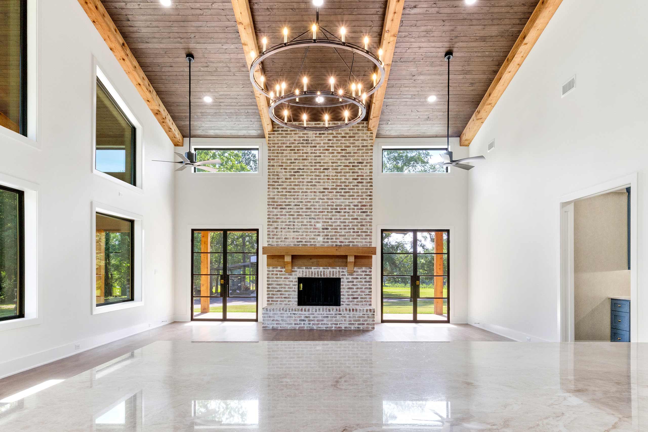 Modern-Barndominium-Estate-14
