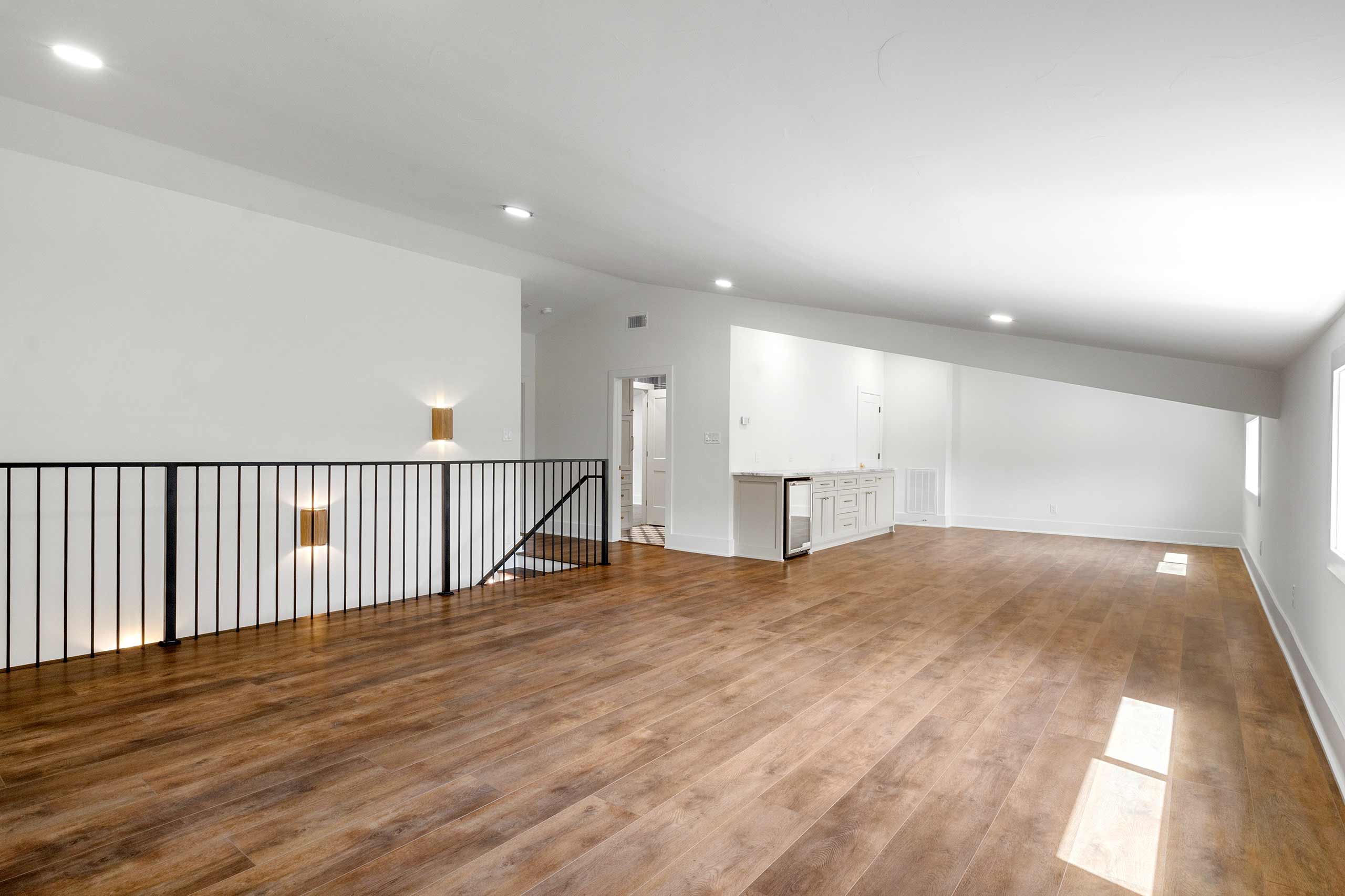 Modern-Barndominium-Estate-43